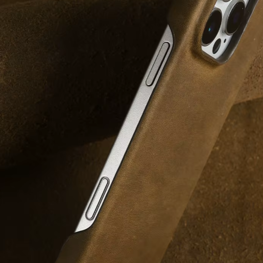 MONTERO Läderfodral Mörkbrun